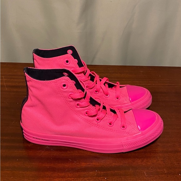 Converse x O.P.I CTAS High Hyper Pink/Black/V-I-Pink Passes Shoe Unisex W8/M6 - Picture 5 of 9